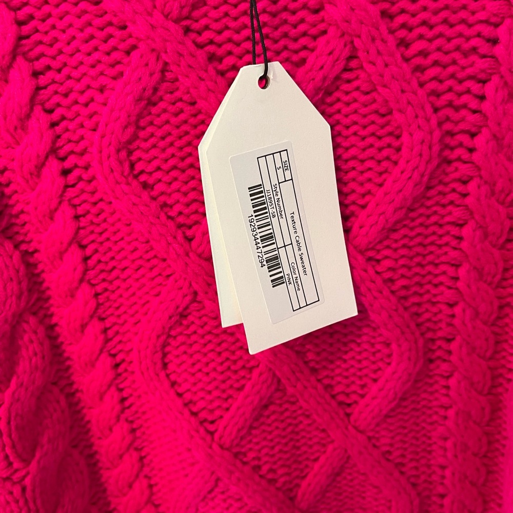 Ladies sweater. - Picture 3 of 5